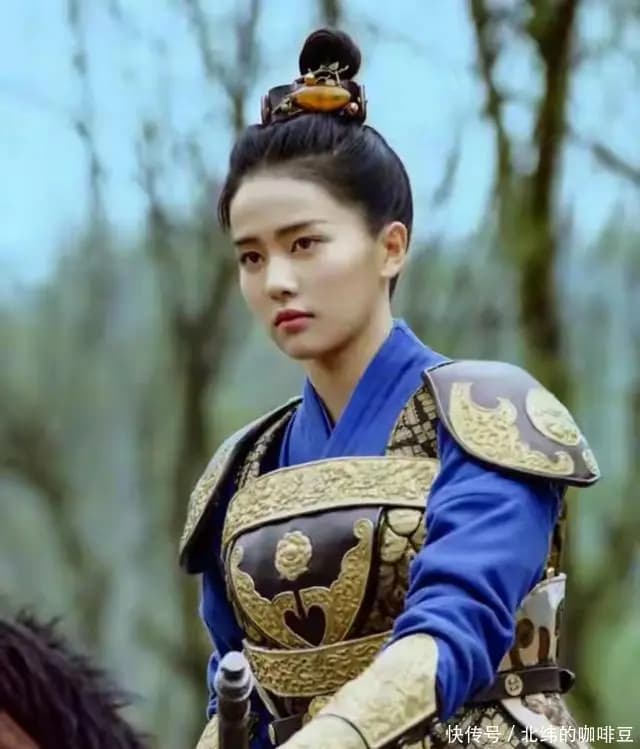 白鹿带病高烧坚持拍摄后疲惫落泪