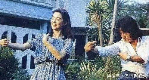 70年代复古潮流元素与成龙林青霞合影留下的珍贵回忆,探讨时尚的轮回