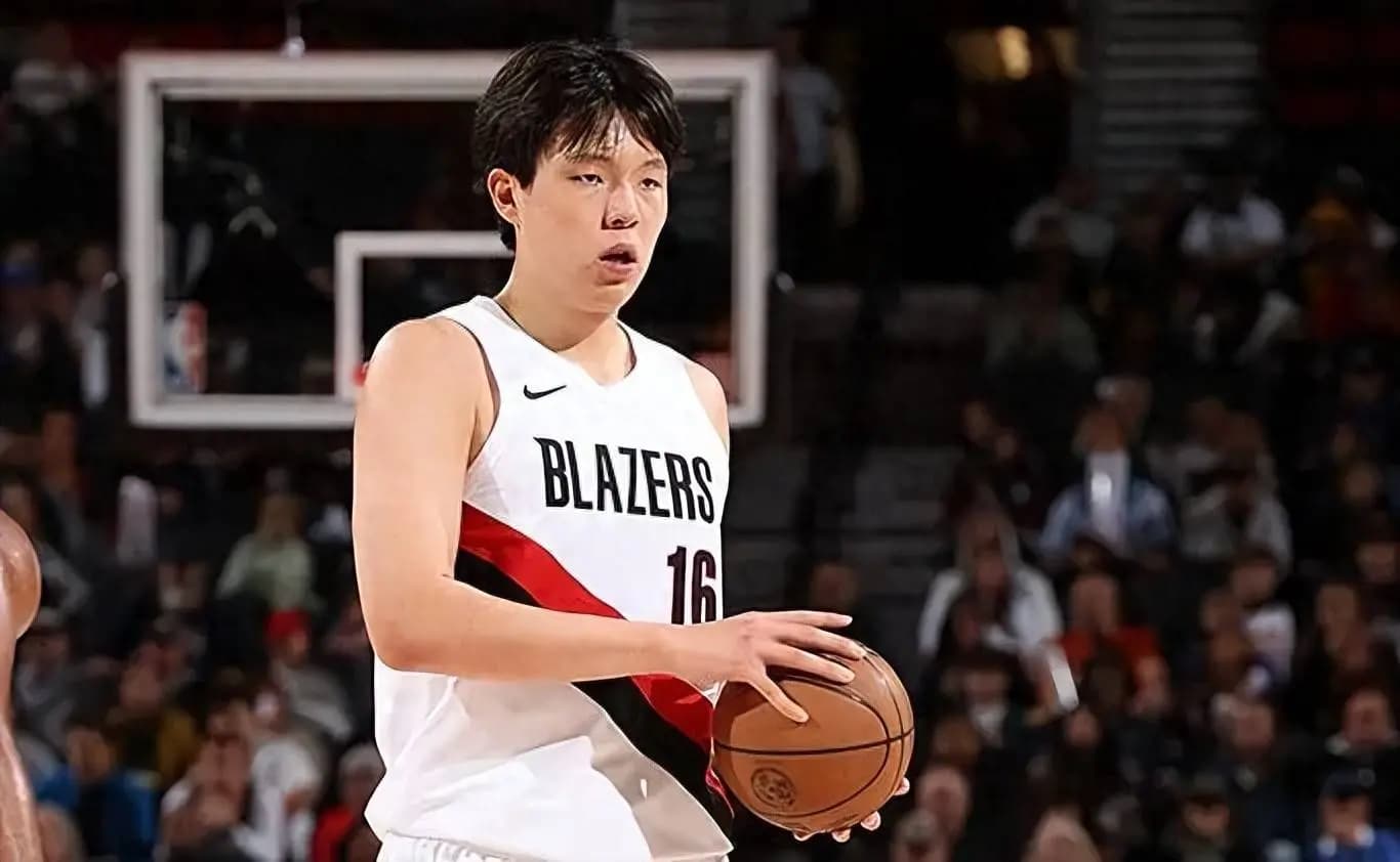 杨涵森别紧张,正常发挥超越姚明NBA首秀轻而易举