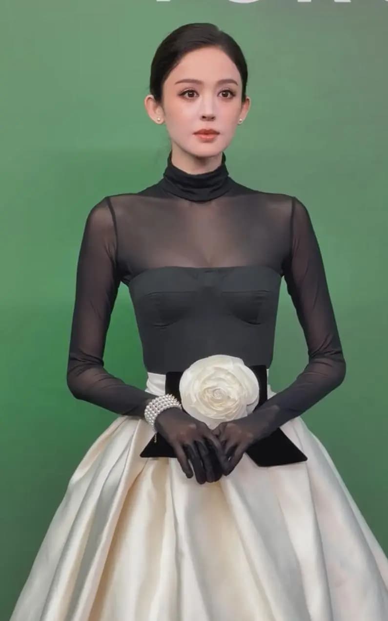 古力娜扎身形过于消瘦,状态显疲惫