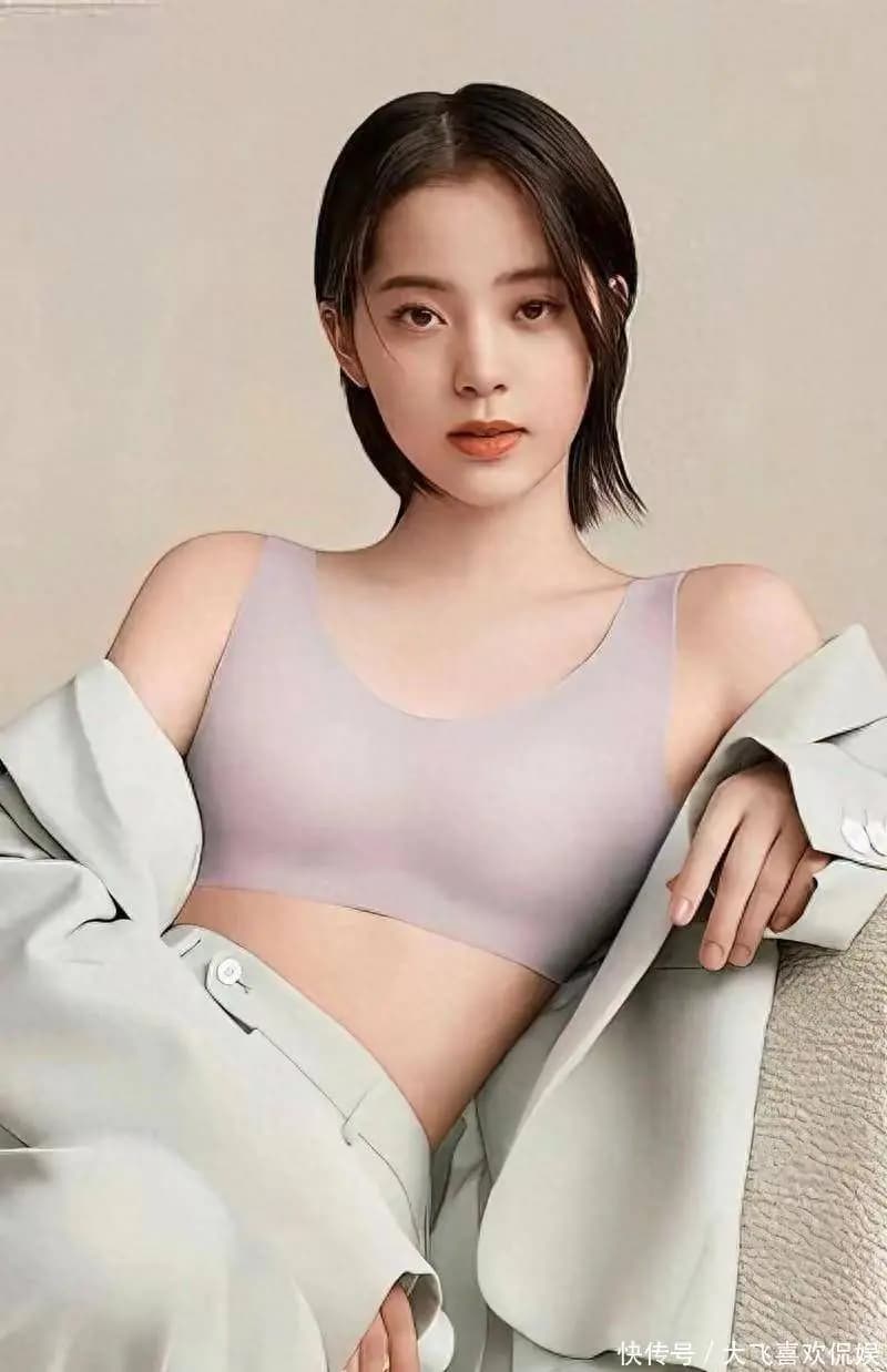 欧阳娜娜早期被誉为天才少女的形象