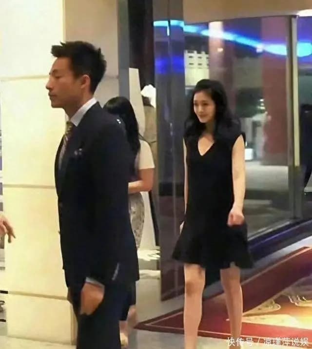 汪小菲和大S第一次见面的照片,帅哥当年就是这样被瞬间沦陷的!