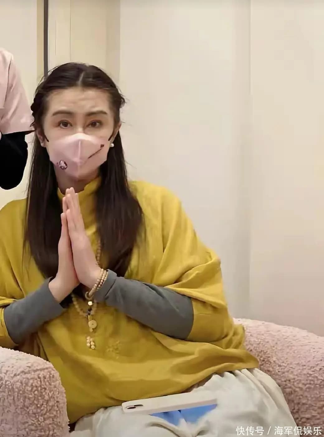 岁月沉淀下的女性智慧与从容