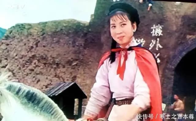 吴海燕在电影《白莲花》中饰演的女主角形象