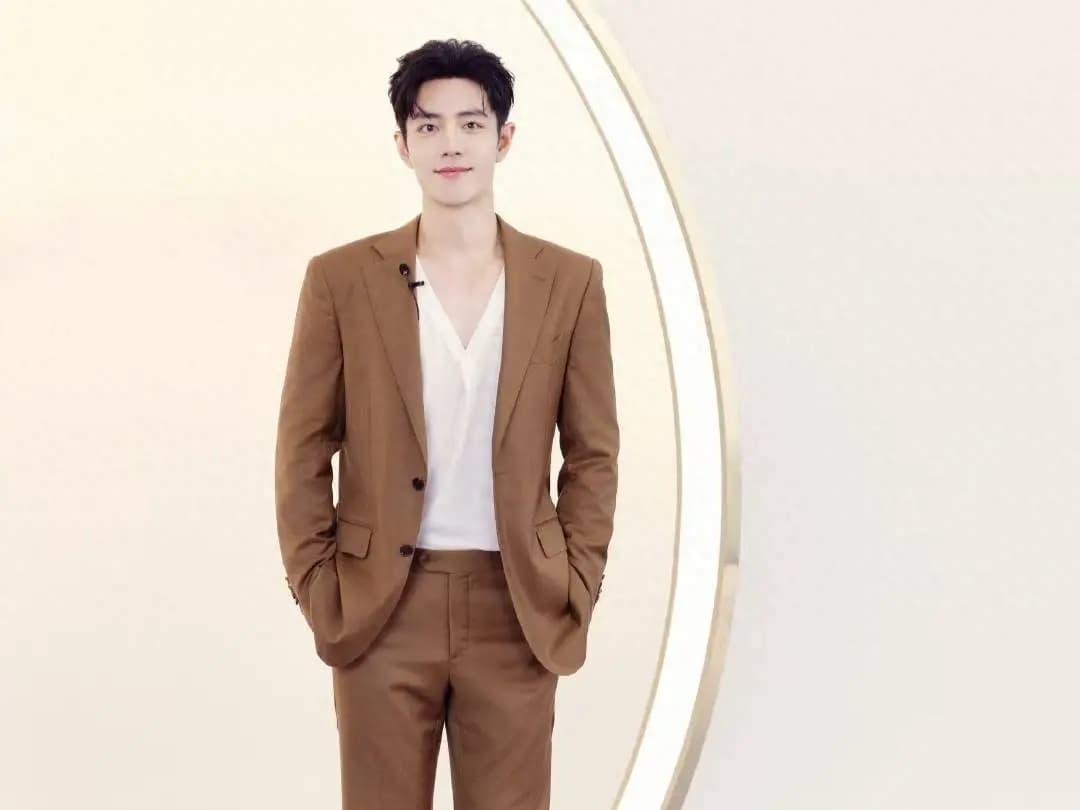 肖战新剧《小城良方》剧组提醒粉丝警惕假冒工作人员招募群演诈骗