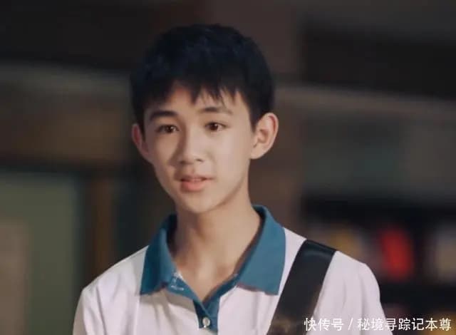 荣梓杉2024年以双料第一成绩考入中戏