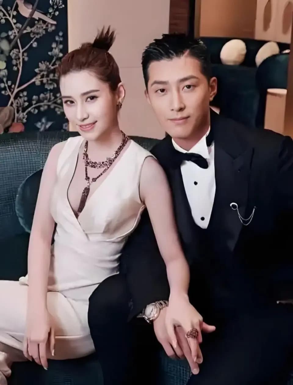 窦骁何超莲奢华婚礼现场回顾