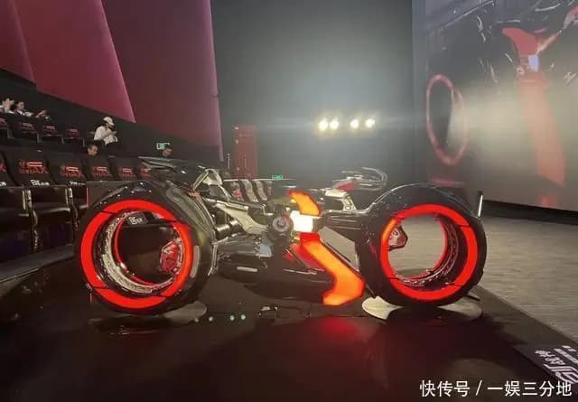 “光轮摩托”开进电影院,杨浦影迷集结为了……