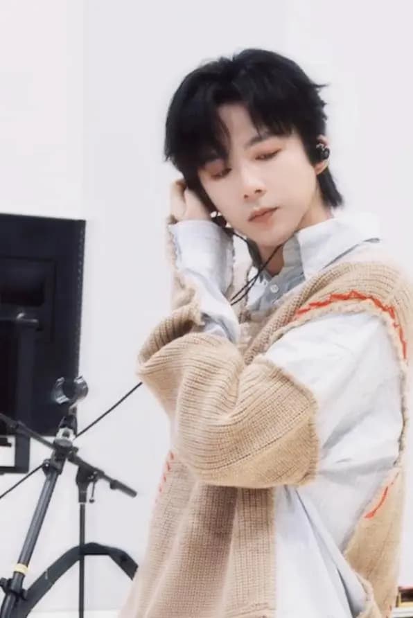 直播中展现的刘宇宁真实性格与幽默互动