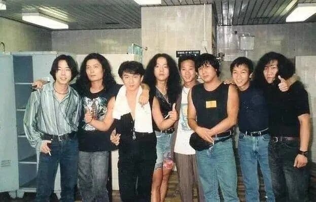 1991年黑豹乐队与Beyond乐队成员珍贵合影