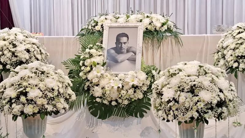 Nannie Girly Berry发布的悼念文字截图