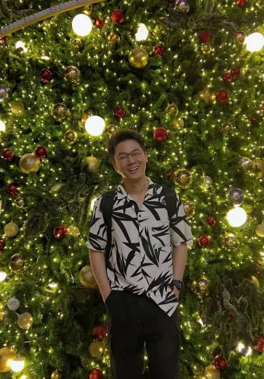 泰国One31频道帅气主播Champ Saranphat工作照