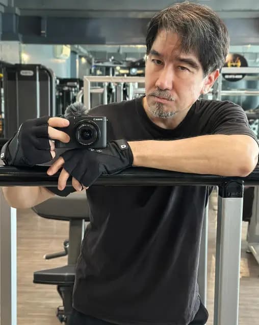 Bie Teerapong不仅是模特也是摄影大师