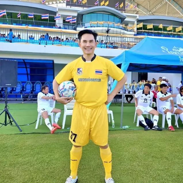 Bie Swiss曾与多位顶流女星合作