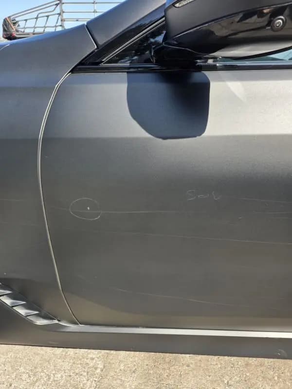 Phuwin在社交平台X上发布愤怒贴文的截图