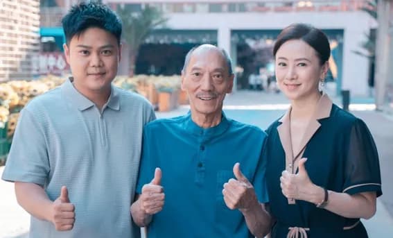 袁祥仁晚年参演影视作品的剧照