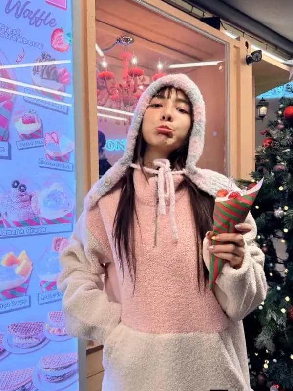 泰星Green Ausadaporn韩国街头时尚穿搭,尽显青春活力