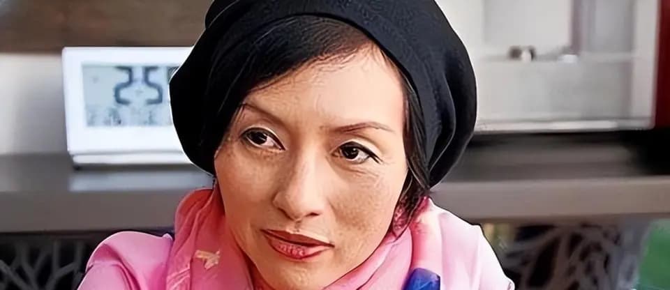 司马燕拍摄的大尺度性感杂志写真