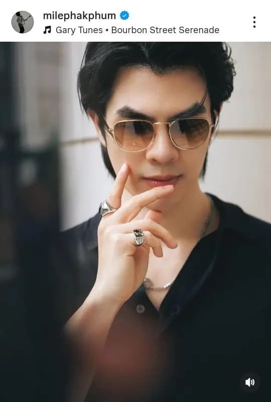 泰星Mile Phakphum 34岁生日帅气写真